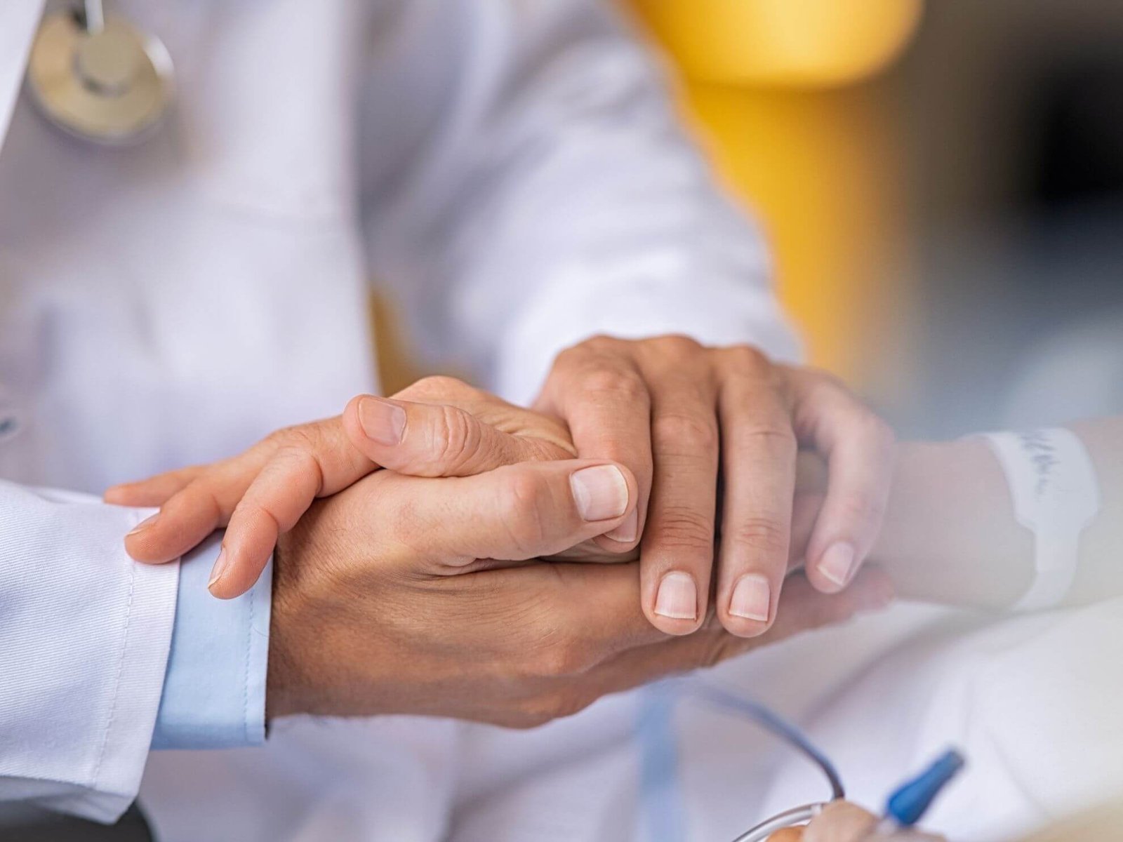 1 cronox-residencias-cuidado-mayores-madrid-atencion-medica-cuidados-personales-rehabilitacion-bienestar